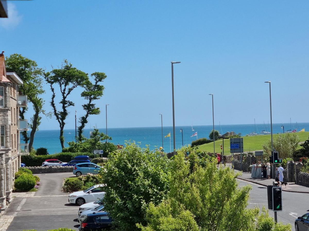 Apartament Hightide - 2 Bed With Parking, Balcony & Sea View. Swanage Zewnętrze zdjęcie