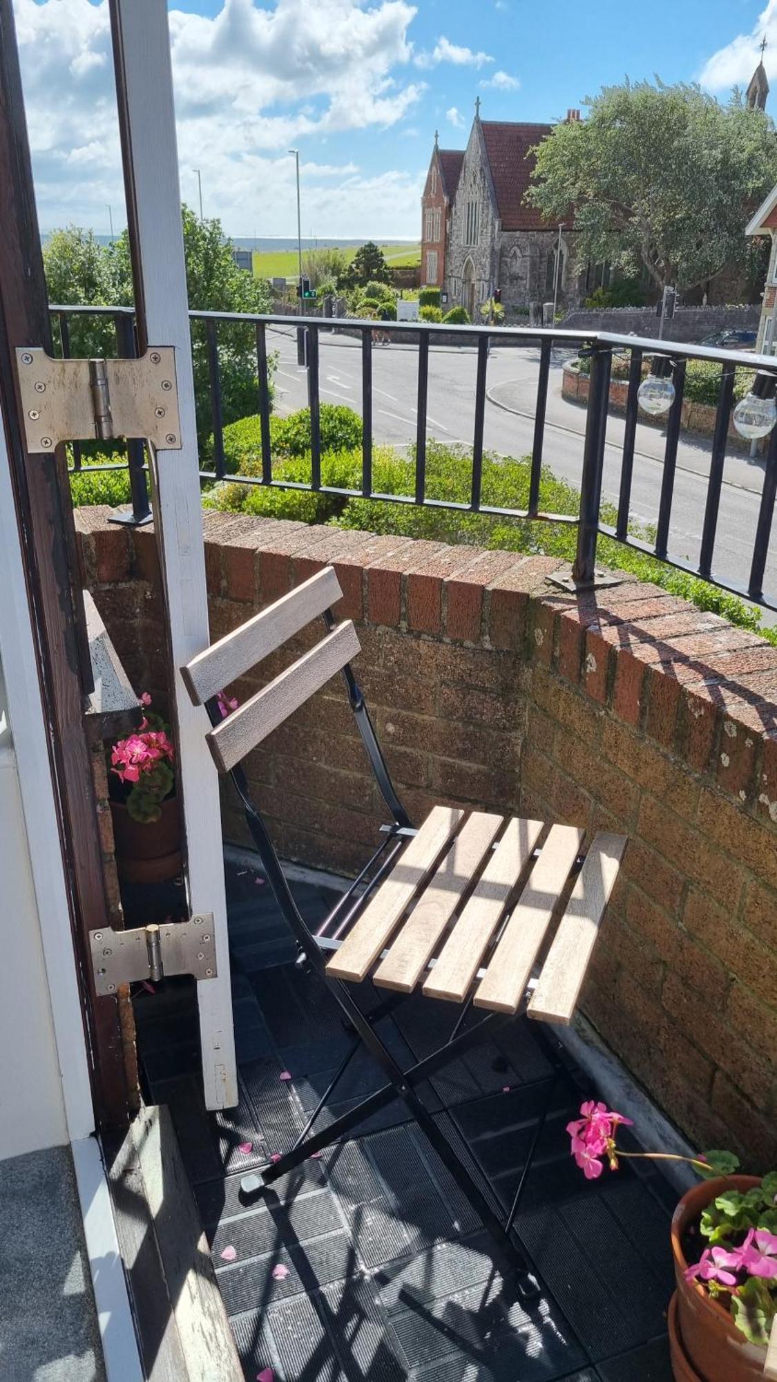 Apartament Hightide - 2 Bed With Parking, Balcony & Sea View. Swanage Zewnętrze zdjęcie